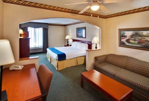 Holiday Inn Express & Suites Clinton By Ihg Dış mekan fotoğraf