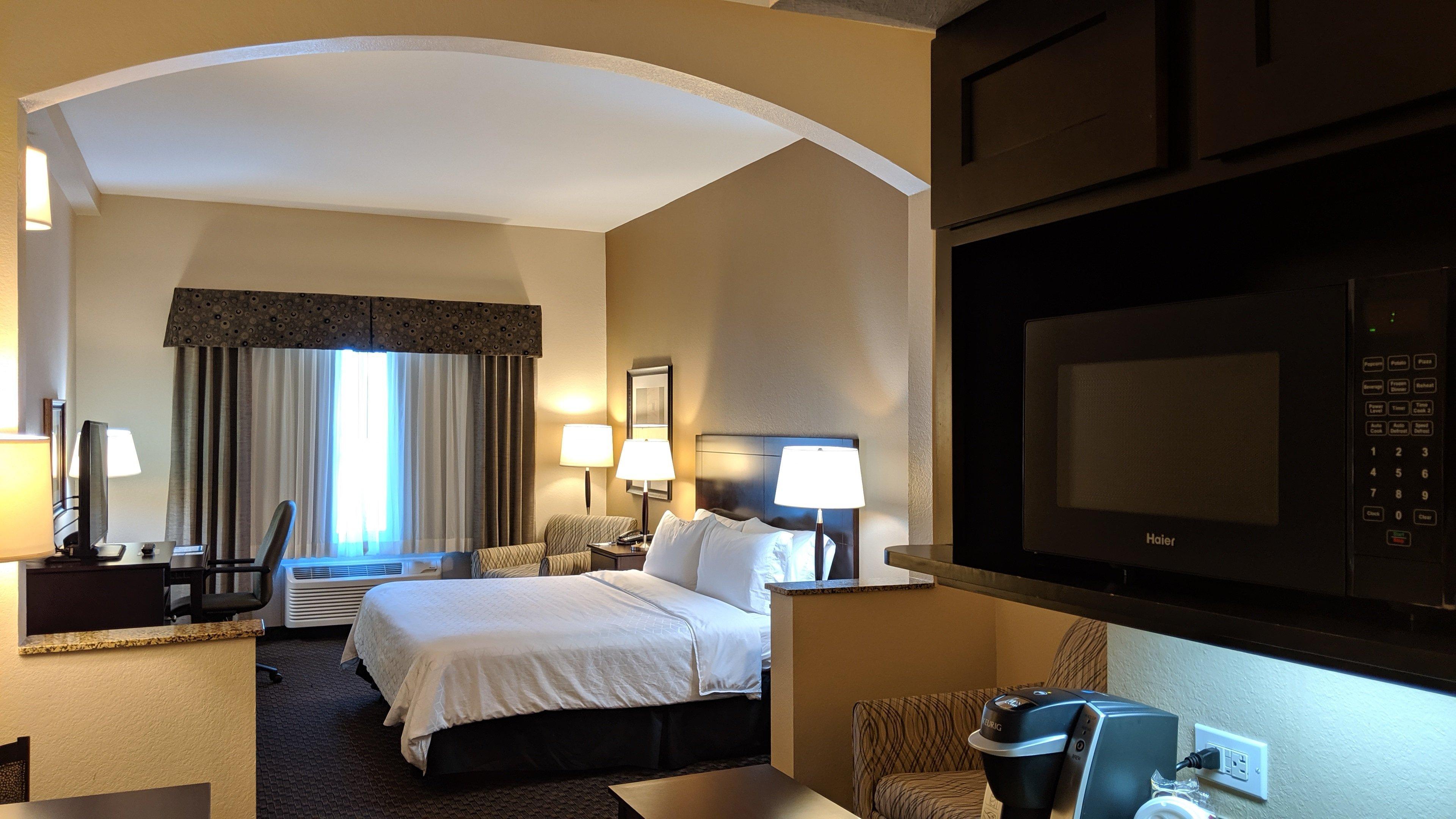 Holiday Inn Express & Suites Clinton By Ihg Dış mekan fotoğraf